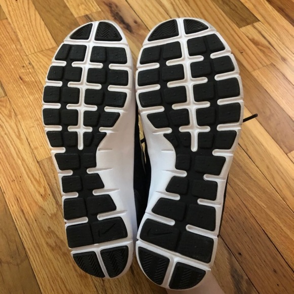 Nike Running Sneakers - Picture 3 of 3